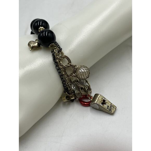 Betsey Johnson Whistle Red Lips Black Beads Black Beads Bow Stretch Bracelet - Picture 3 of 16